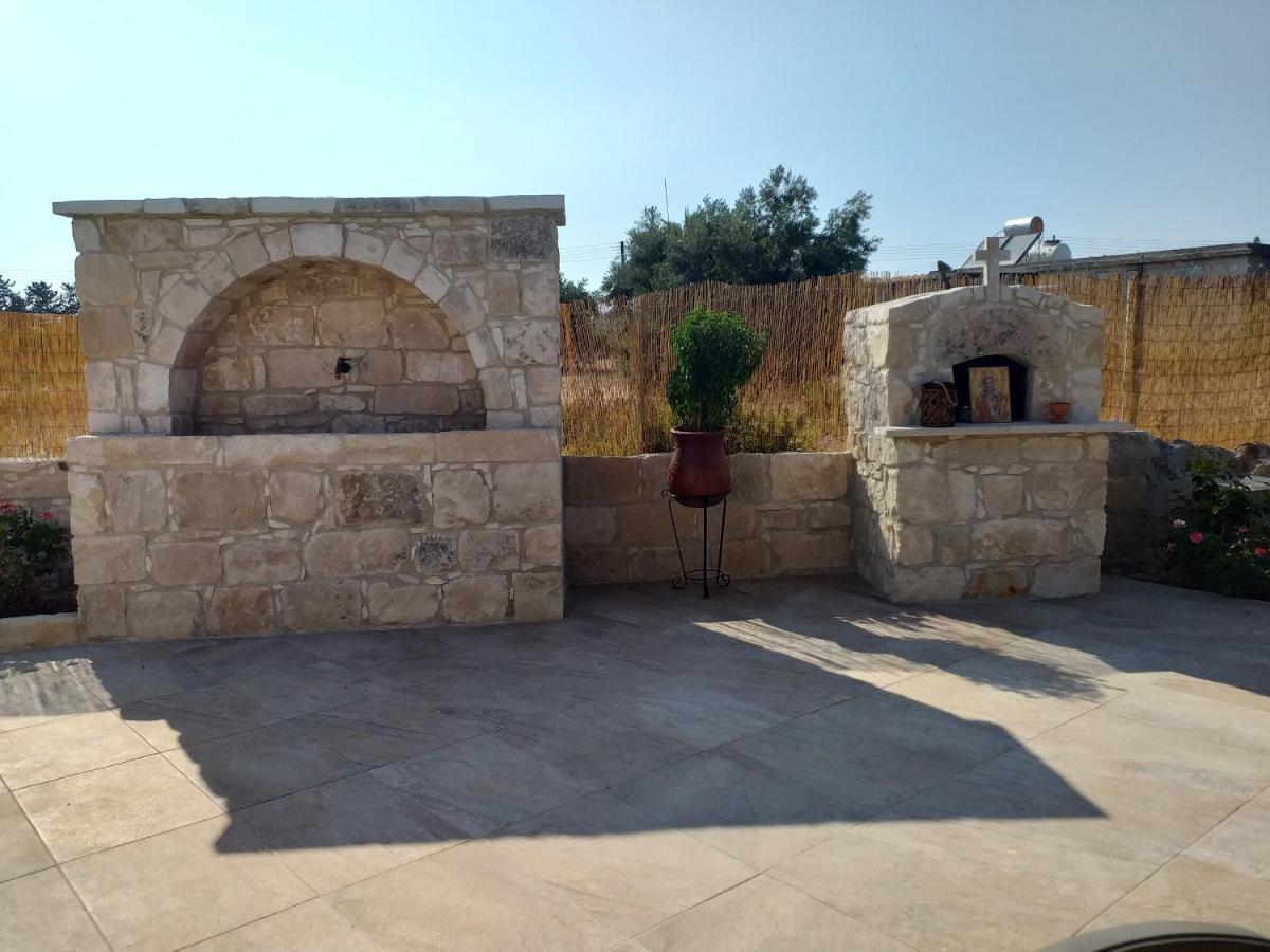 Villa Yioukkas Paphos Exterior photo